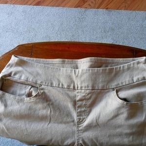 Women's pull up khaki style